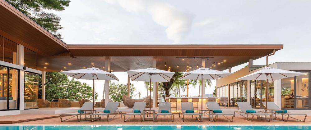 Liv Hotel Phuket Patong Beachfront Exterior foto